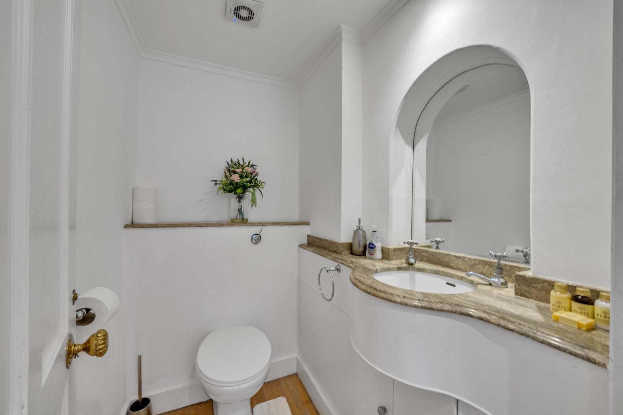 The Belgrave Residences Apartment *